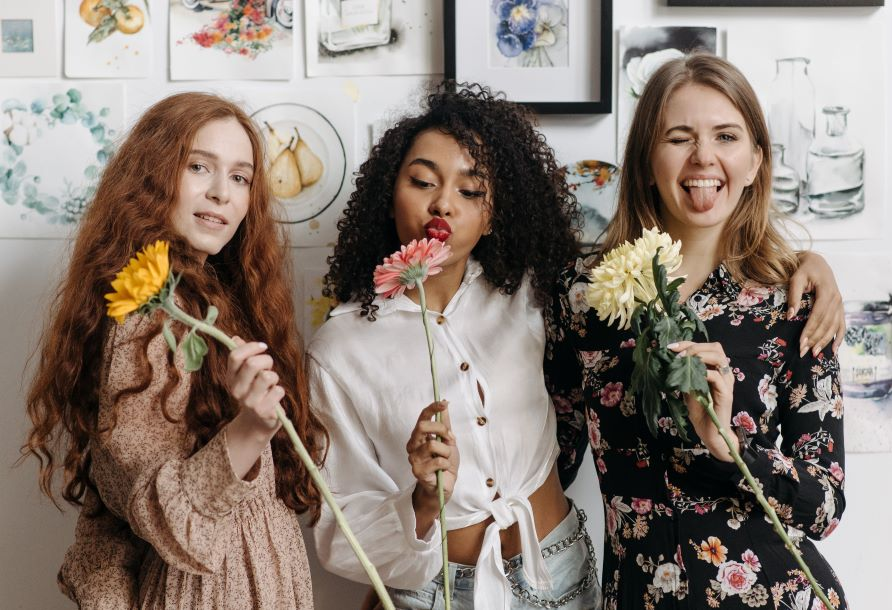 Bienvenidos a la Primera Tienda Mayorista Online de Flores Naturales, Flores Preservadas y Artículos de Floristería